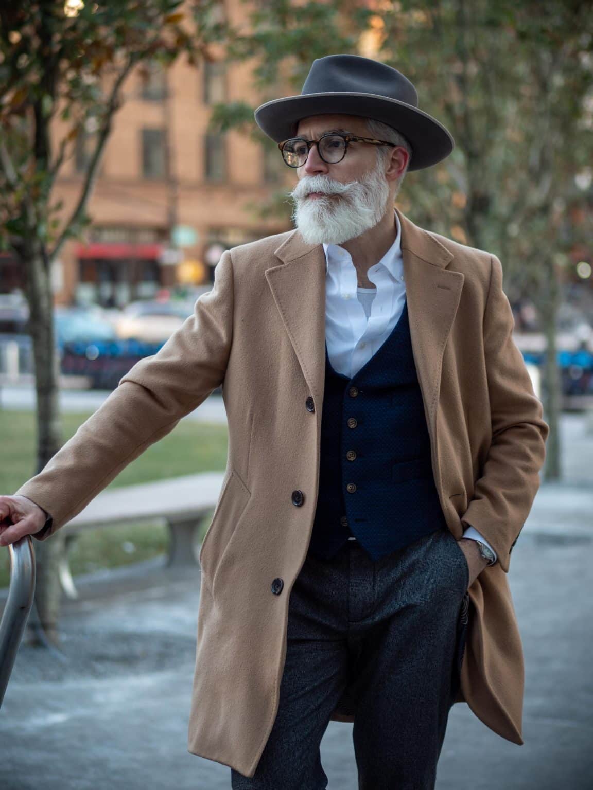 Overcoat With a Vest and Hat