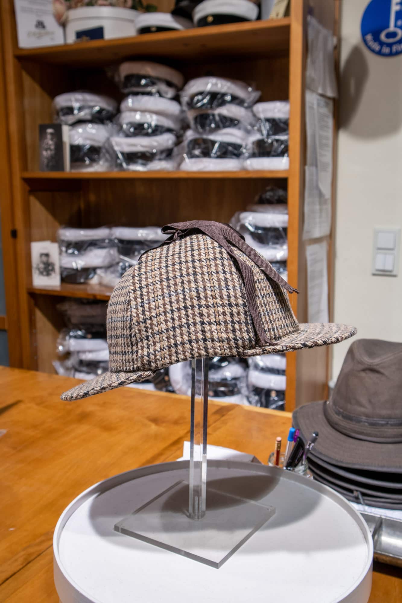 Sherlock Holmes hat