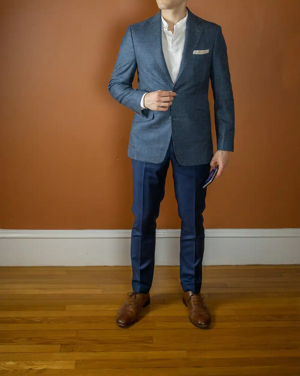 Гид по стилю современного мужчины: Как носить поло в 2024 году
