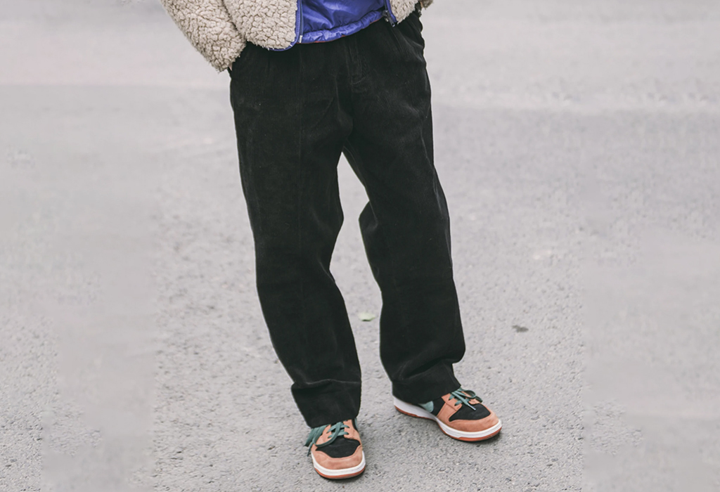 Old-School Corduroy Pants 